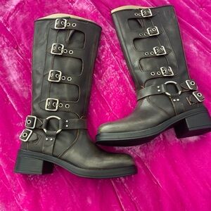 Steve Madden Rocky Boots Distressed Brown size 8.5